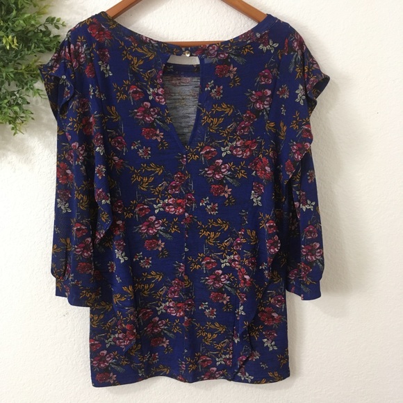 Free People Floral Ruffle Key Hole Top - Picture 4 of 6